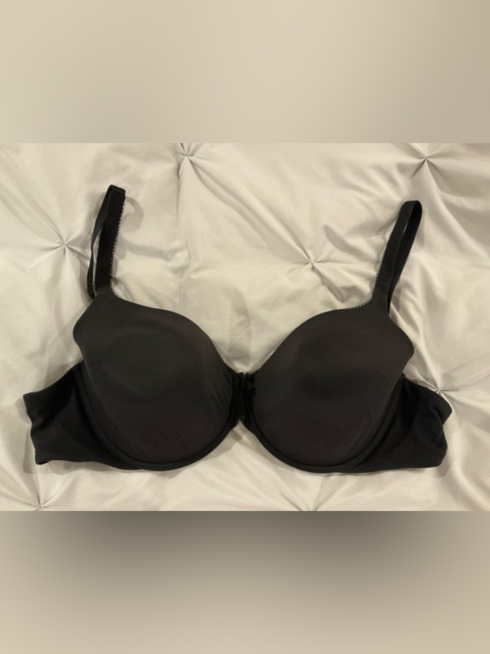 EUC - Women's Victoria’s Secret Bra - Body by Victoria - Size 42D